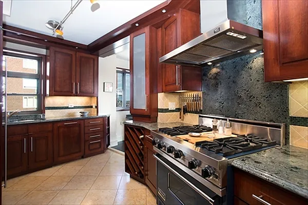 Sold by Kleier Residential | media 14