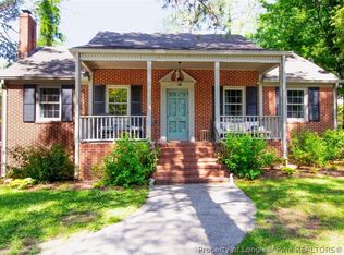 304 Woodcrest Rd, Fayetteville, NC 28305