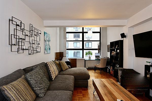1st image of 350 E 62nd St APT 5H