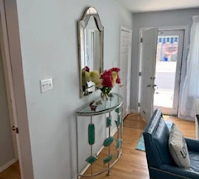 131 N Yarmouth Ave — Photo 18