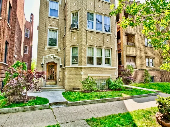 5405 N Campbell Ave, Chicago, IL 60625