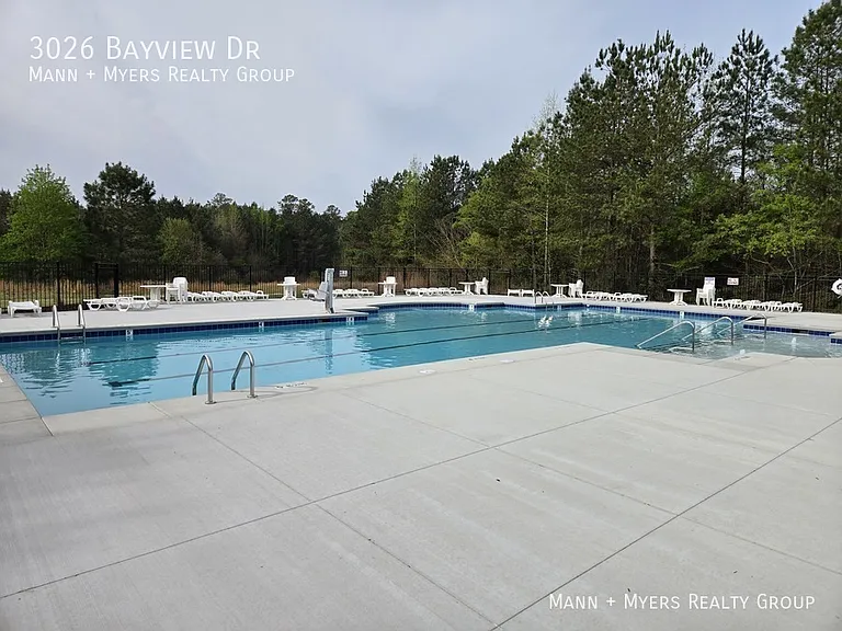 3026 Bayview Dr — Photo 39