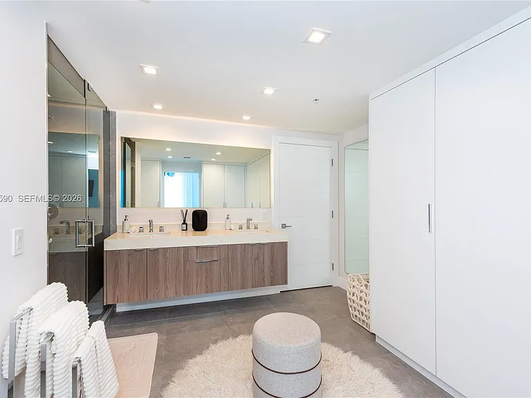 3801 Collins Ave #1502 — Photo 18