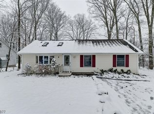 230 Wiscasset Rd, Highland Lakes, NJ 07422