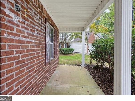 3rd image of 4425 Chestnut Lake Ave