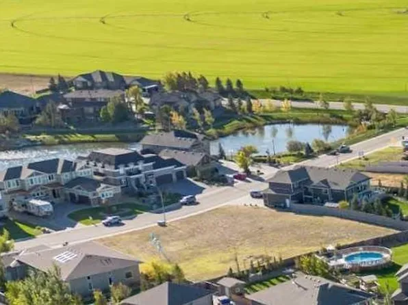 330 Prairie Garden Way S, Lethbridge, AB T1K 5V8
