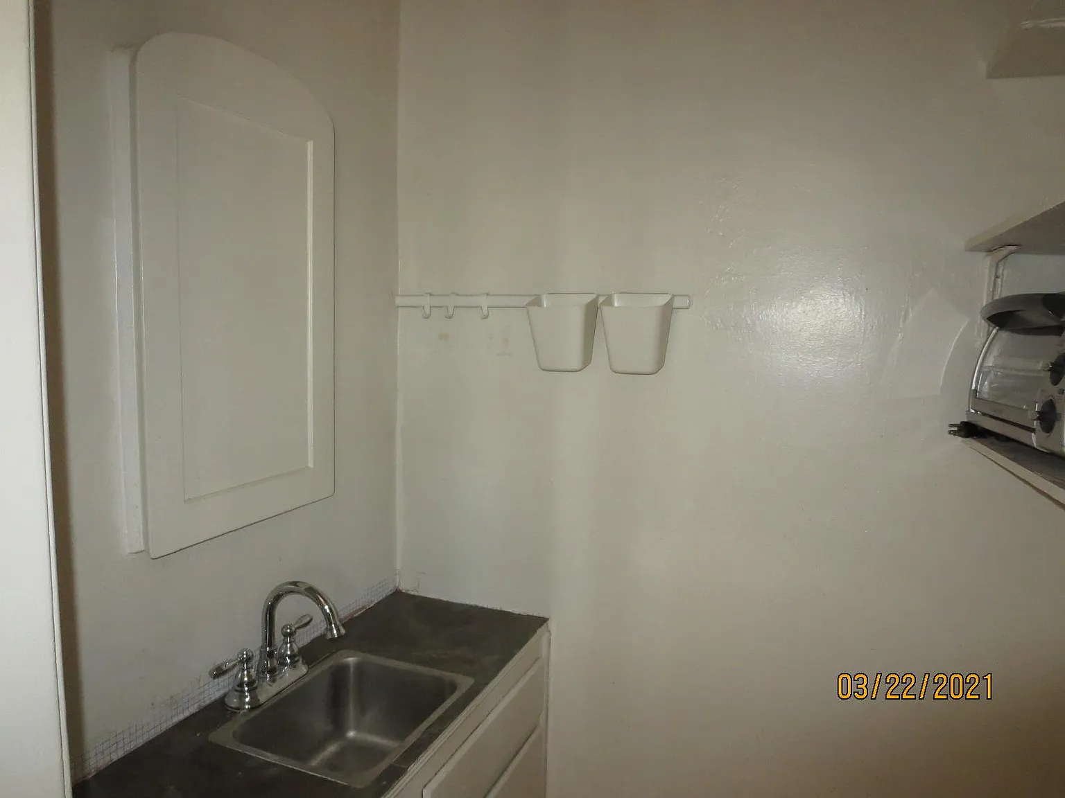 Studio, 450 sqft, $1,450 — Photo 3