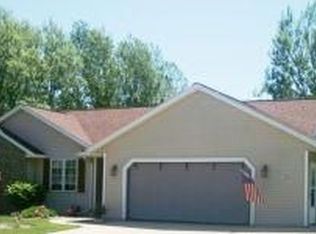1276 View Ln, Green Bay, WI 54313