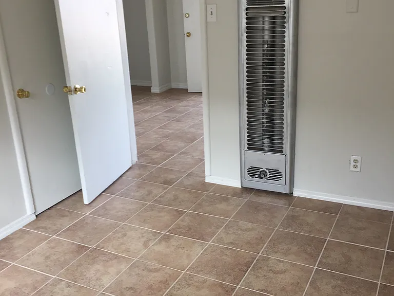 4021 Polk Ave #2 — Photo 5