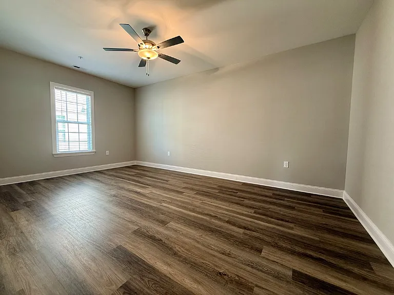 188 Gallery Dr #201 — Photo 17