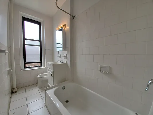 Rented by Living New York | media 14