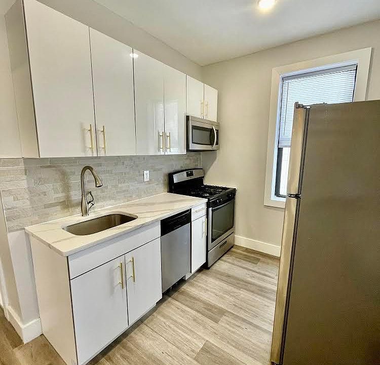 2nd image of 92 Highland Ave #2