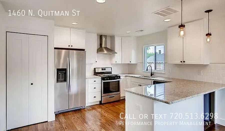 Three bedroom, 2 bathroom modern property! 1 car garage! — Photo 1