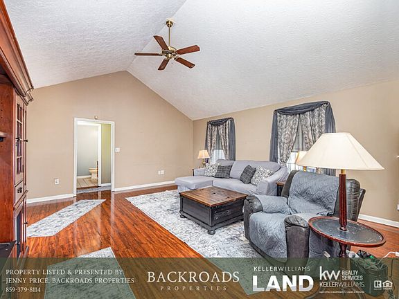 3rd image of 8449 Locust Grove Rd
