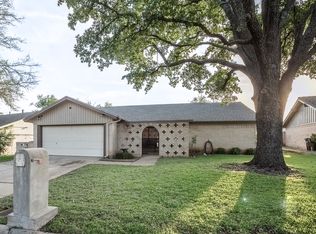 7704 Marlborough Dr W, Fort Worth, TX 76134