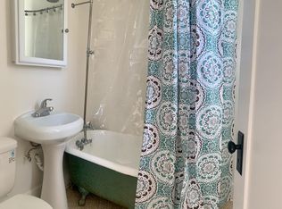 100 1/2 E Haley St APT D, Santa Barbara, CA 93101