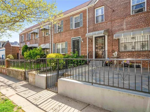 115-62 Francis Lewis Boulevard, Cambria Heights, NY 11411