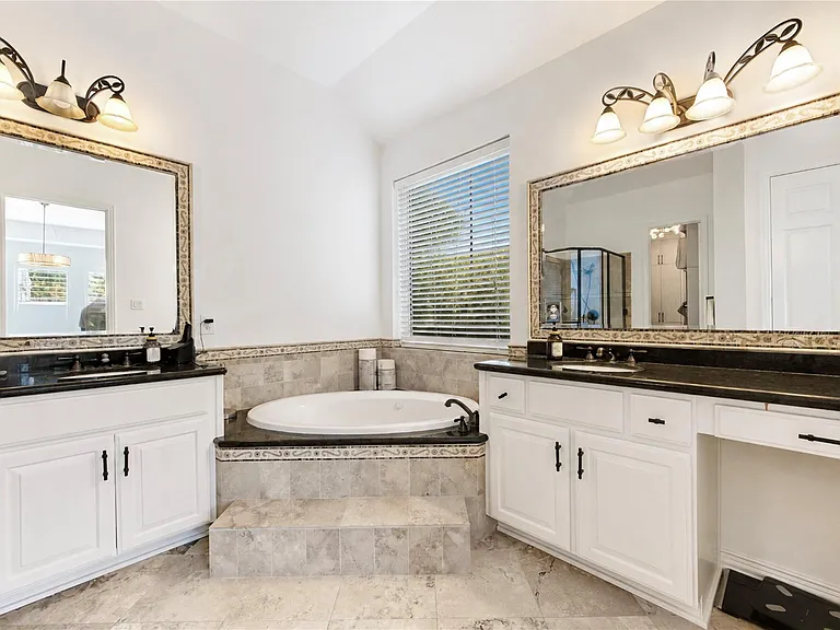 14510 Tivoli Dr — Photo 25