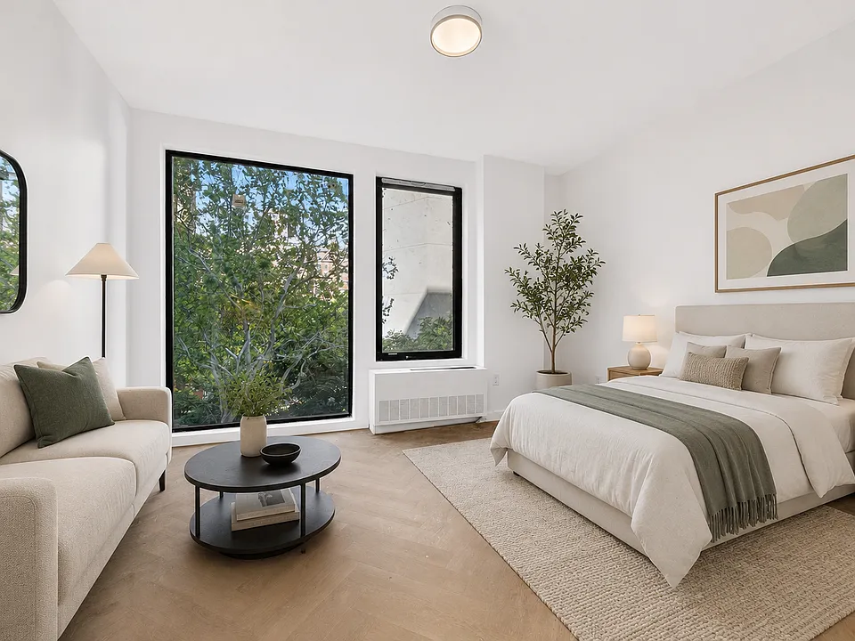 104 Fleet Pl #21C