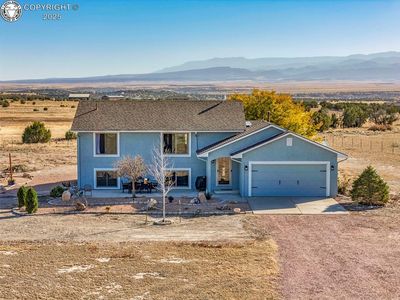 100 Pleasure Trl, Penrose, CO, 81240