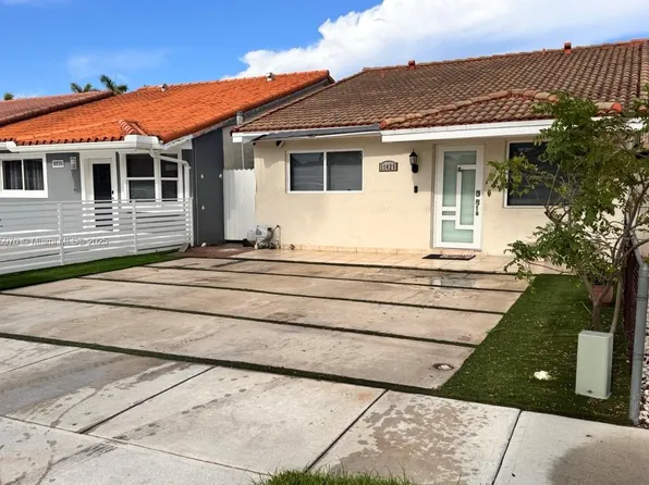 11425 NW 87th Pl, Hialeah Gardens, FL 33018