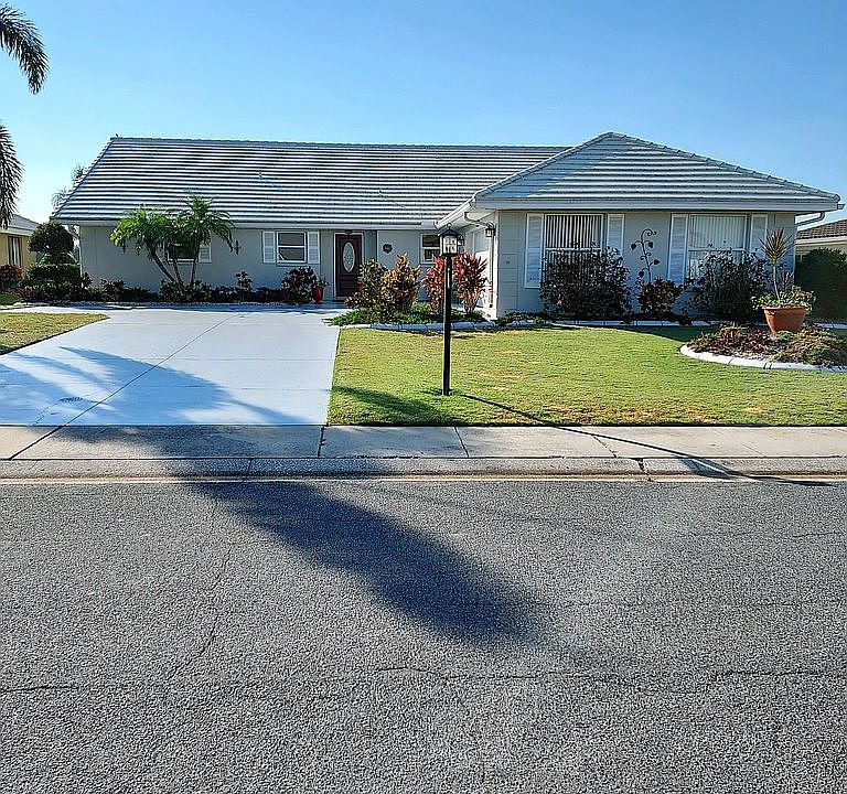 1st image of 1834 Wolf Laurel Dr