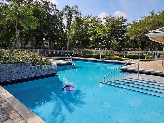 5th image of 9777 Westview Dr APT 1125