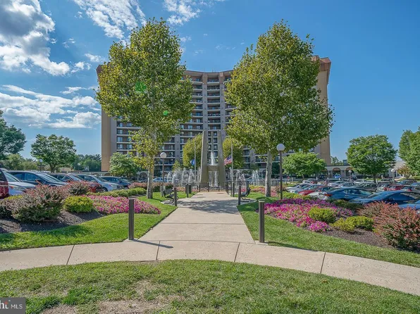 11205 Valley Forge Cir #1205, King Of Prussia, PA 19406