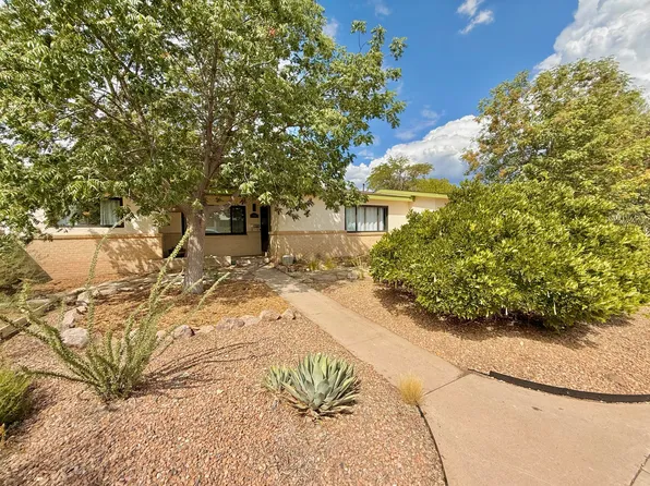 7211 Mountain Rd NE, Albuquerque, NM 87110