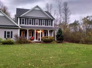 6861 Fisher Rd, Ontario, NY 14519