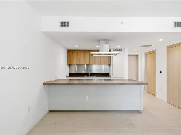 1000 Brickell Plz, Miami, FL