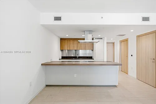 1000 Brickell Plz #3303 Photo 1 1000 Brickell Plz #3303 Photo 1