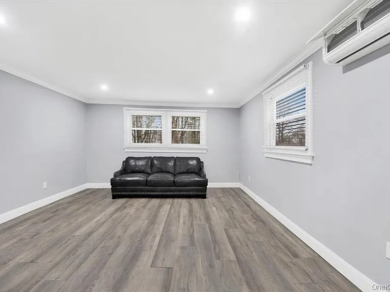 39 Helena Ave #1 — Photo 5