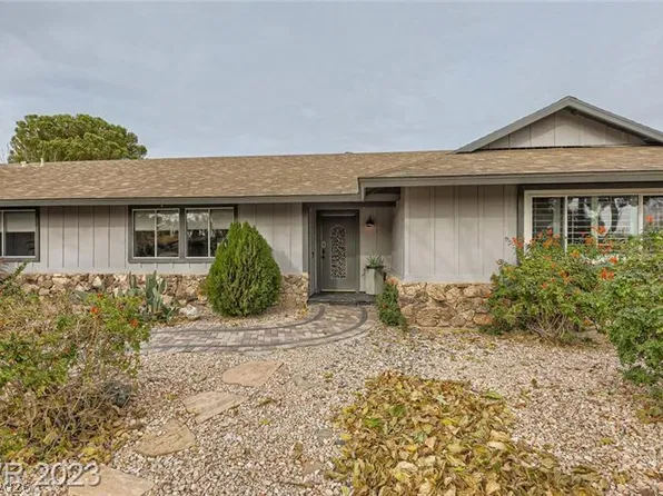 3716 Greencrest Dr, Las Vegas, NV 89121