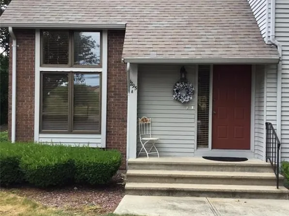 295 Scituate Ave #A, Cranston, RI 02921