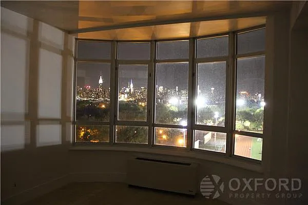 Rented by Oxford Property Group | media 12