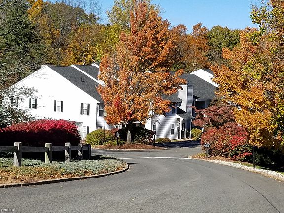 Fall town colony drive