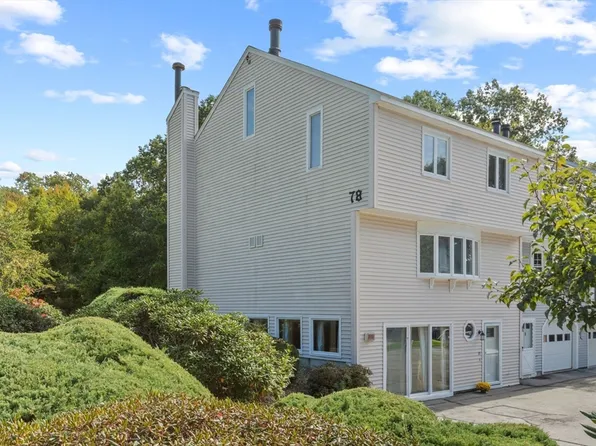 78 Frederick St APT 39, Dracut, MA 01826