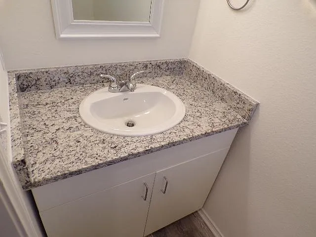 690 Union Ave #4 — Photo 23