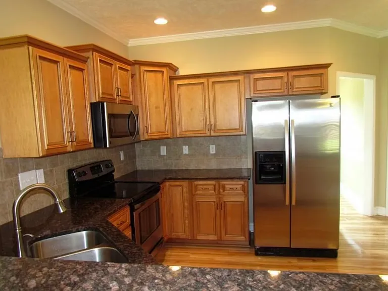 4009 Quarry Hollow Dr — Photo 6