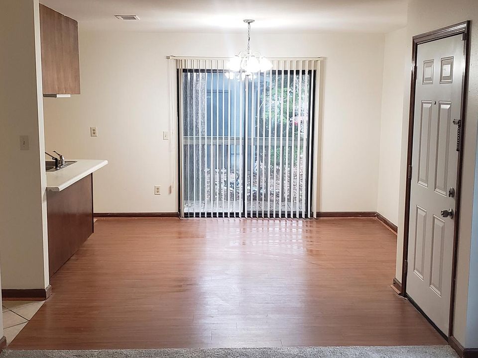 2nd image of 1857 Meriadoc Rd