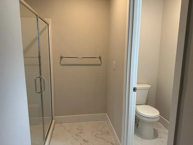 9702 NE 29th Ave — Photo 6