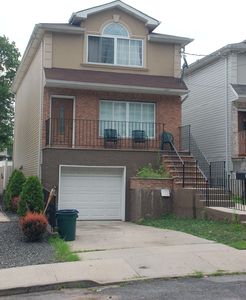 73 Harbor Rd, Staten Island, NY, 10303