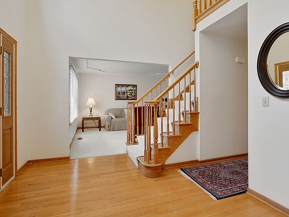 3rd image of 14744 Augusta Ln