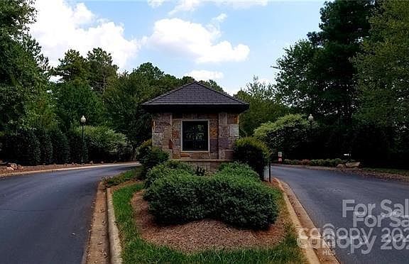 2nd image of 0 Harbor View Dr E