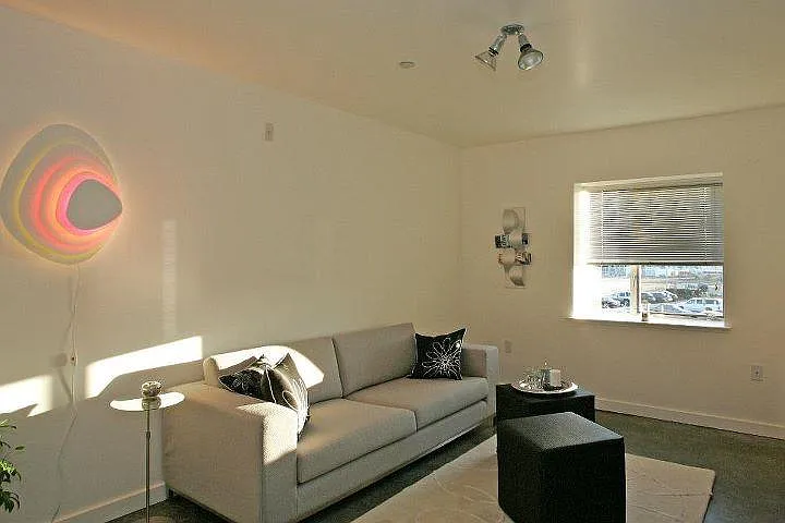 1420 65th St — Photo 8