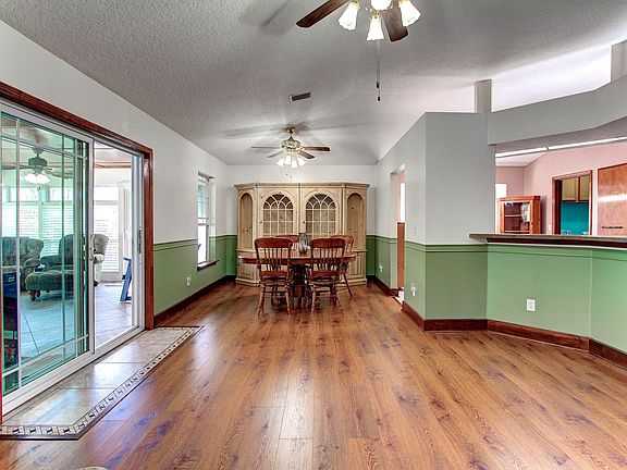 4th image of 5035 Acre Estates Dr W