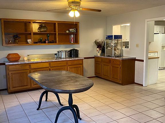 4th image of 14496 McDaniel Ln