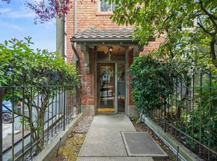 1406 Harvard Ave APT 16, Seattle, WA 98122