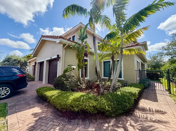 5915 Brookfield Cir E, Hollywood, FL 33312